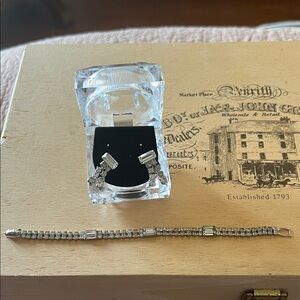 Vintage rhinestone & silver tone earrings (screw back) 6 3/4” matching bracelet